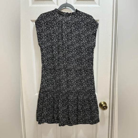 Rebecca Taylor Black White Floral Silk Cap Sleeve Short Dress Tie Waist Size 6 - Picture 2 of 8